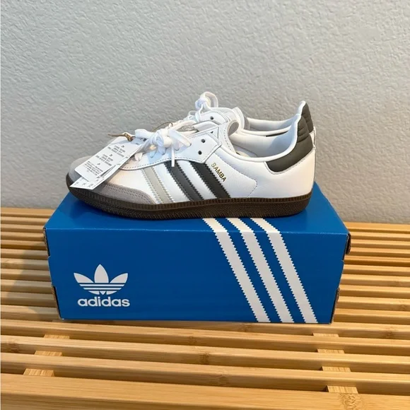 NWT Adidas Samba White and Gray Shoes - Picture 2 of 7